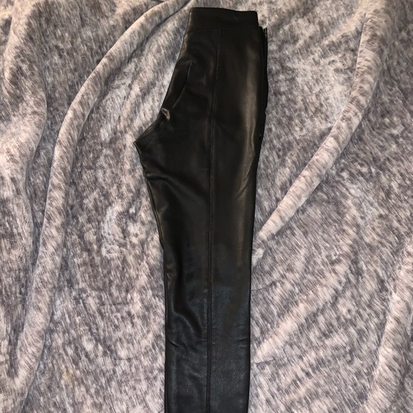 Black high waisted Topshop leather pants - Picture 4 of 4